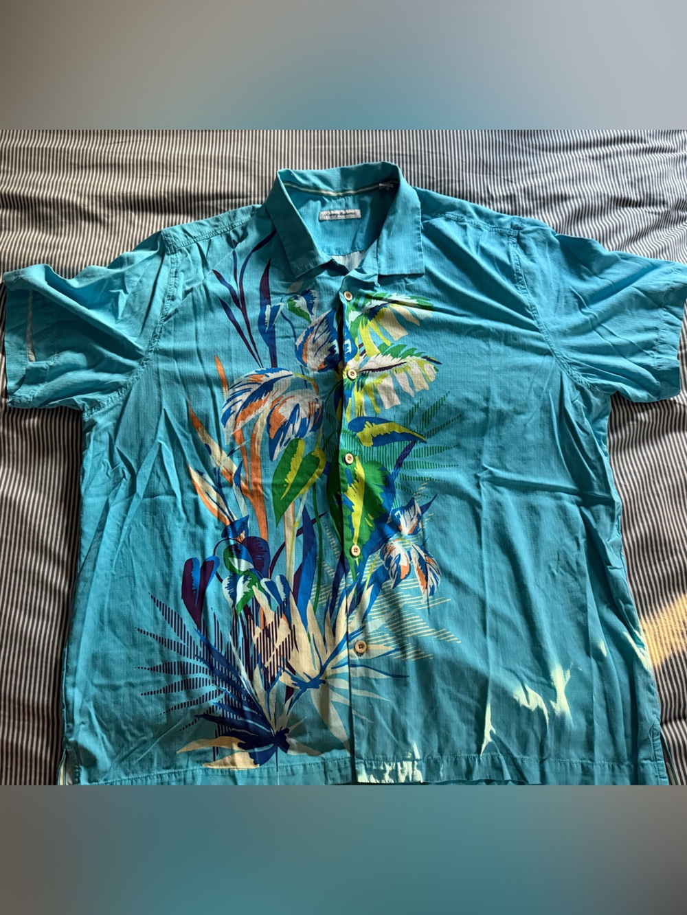 Tommy Bahama artist series Turquoise Short-Sleeve silk Floral Button-Down Shirt